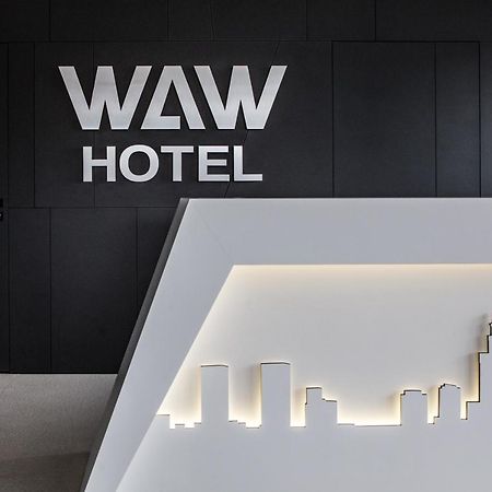 Waw Hotel Airport Okecie Varşova Dış mekan fotoğraf